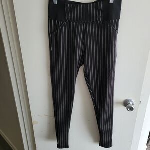 🎉Streetwear Society Black and White Striped Leggings